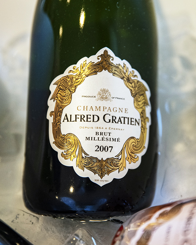 Eine Flasche Champagner von Alfred Gratien
