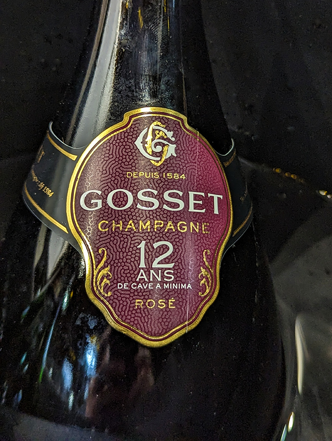 Eine Champagnerflasche